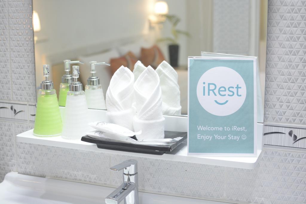 Hostel Irest Ao Nang Seafront Exterior foto