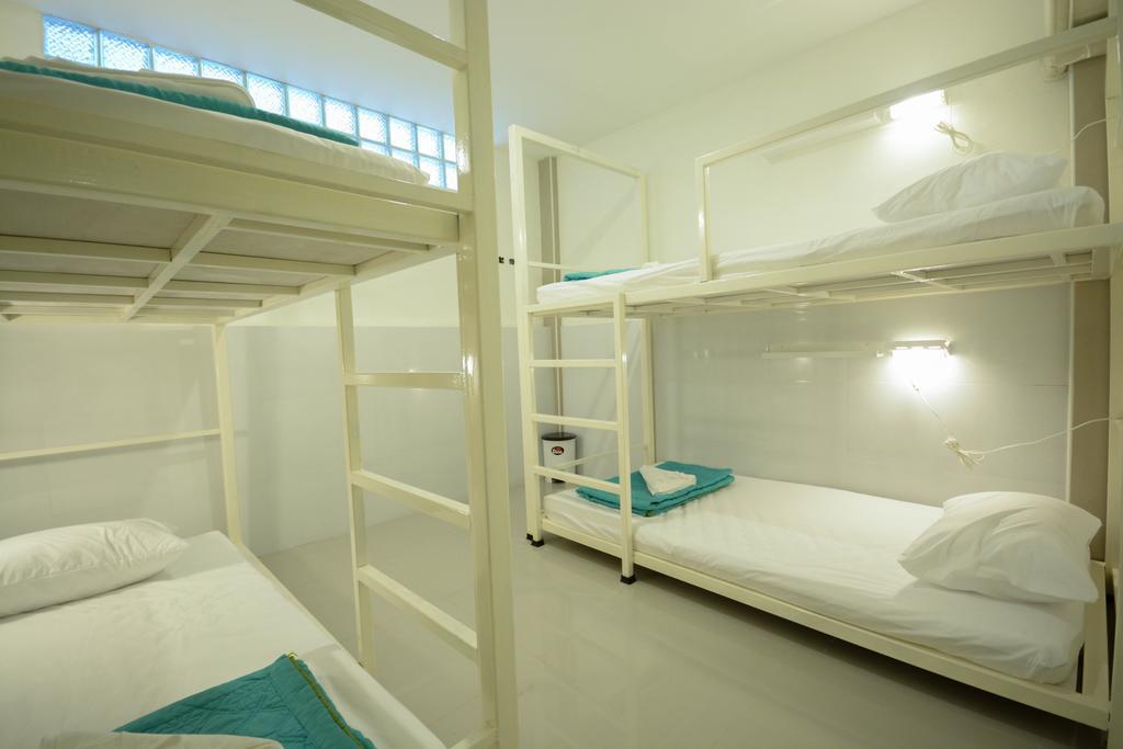 Hostel Irest Ao Nang Seafront Exterior foto