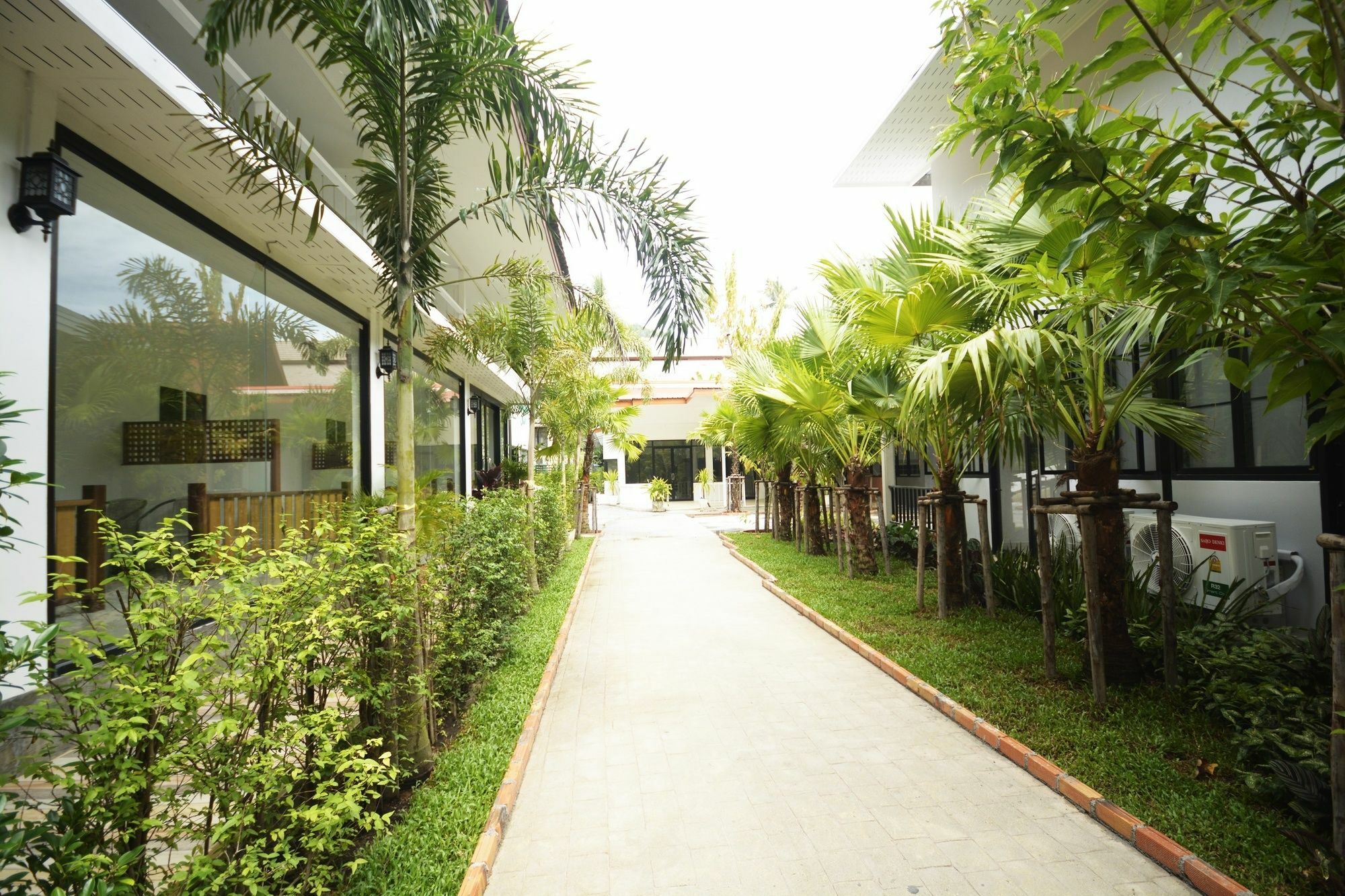 Hostel Irest Ao Nang Seafront Exterior foto