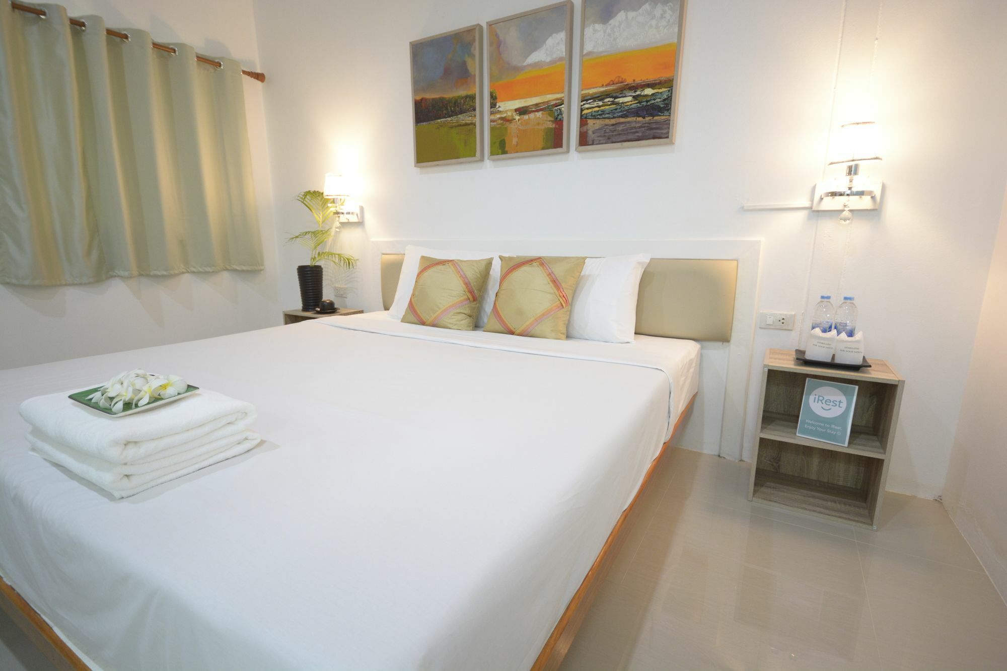 Hostel Irest Ao Nang Seafront Exterior foto