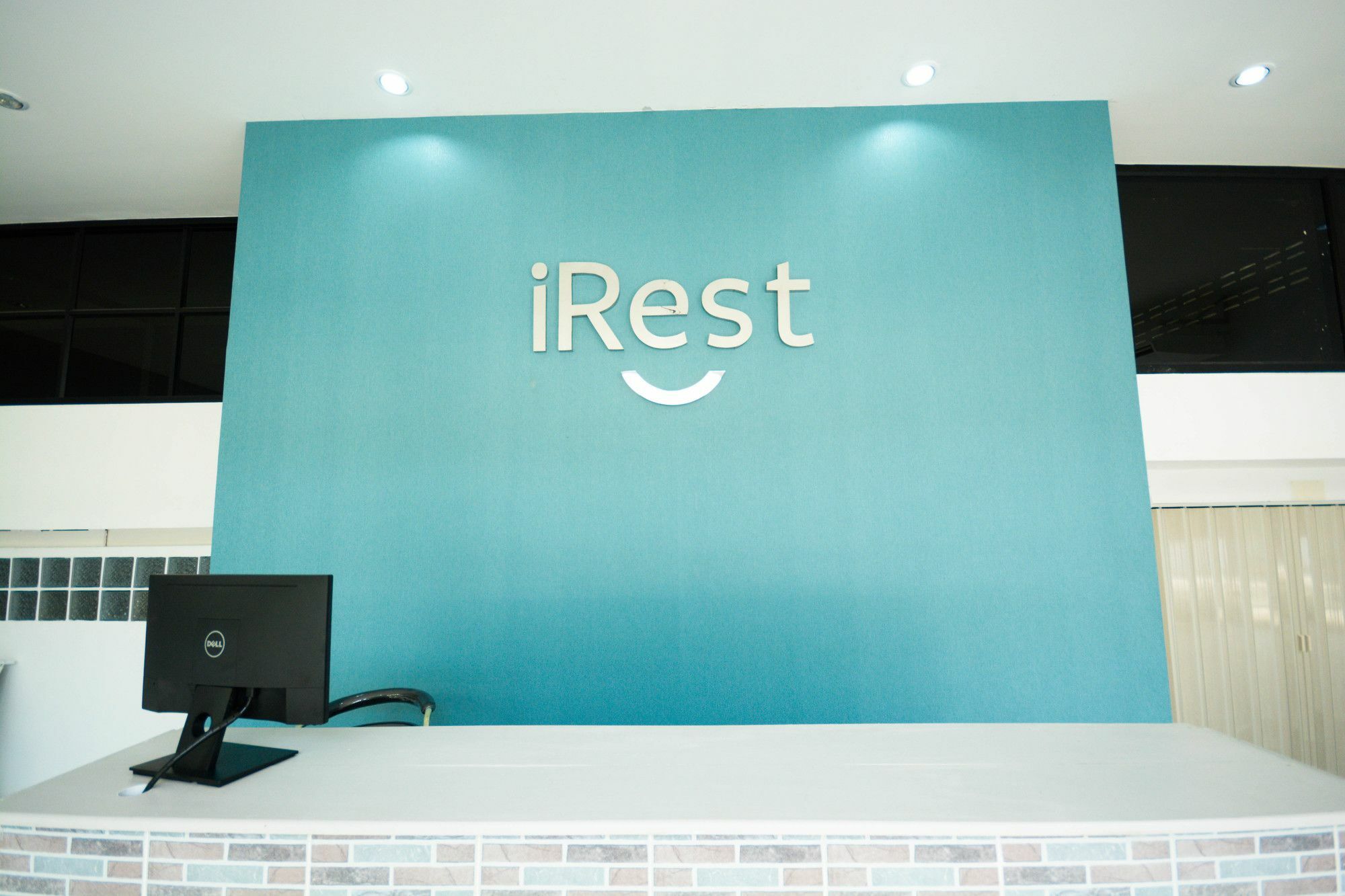 Hostel Irest Ao Nang Seafront Exterior foto